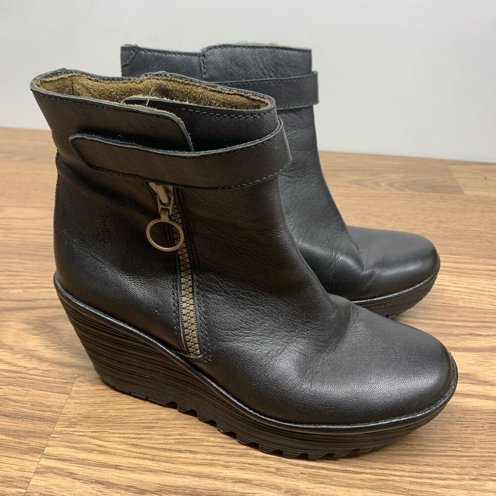 Fly London Boots Womens 39/6.5 - 7 Yava Leather Wedge Ankle Boots Black